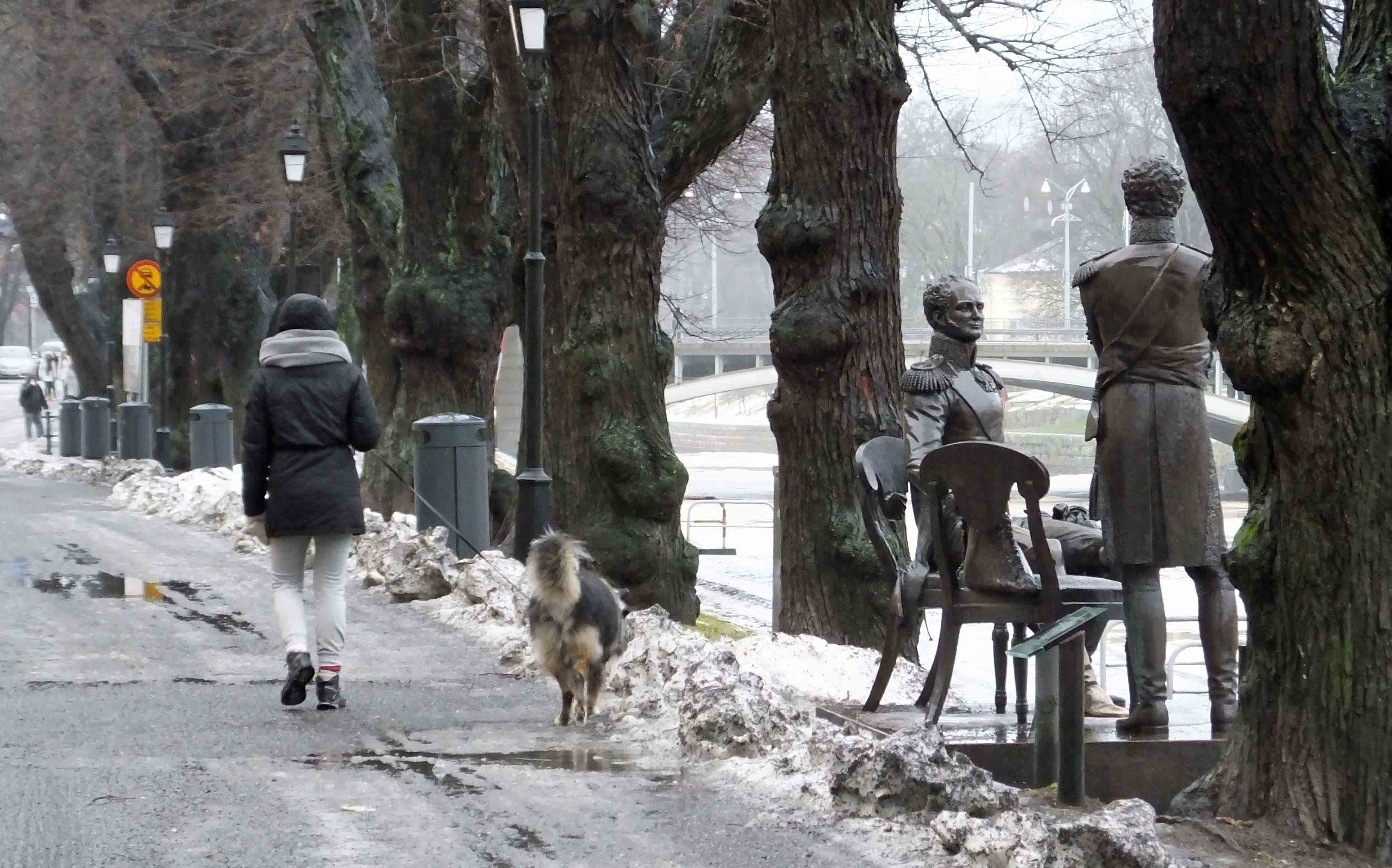 Dansen, ölen och makten